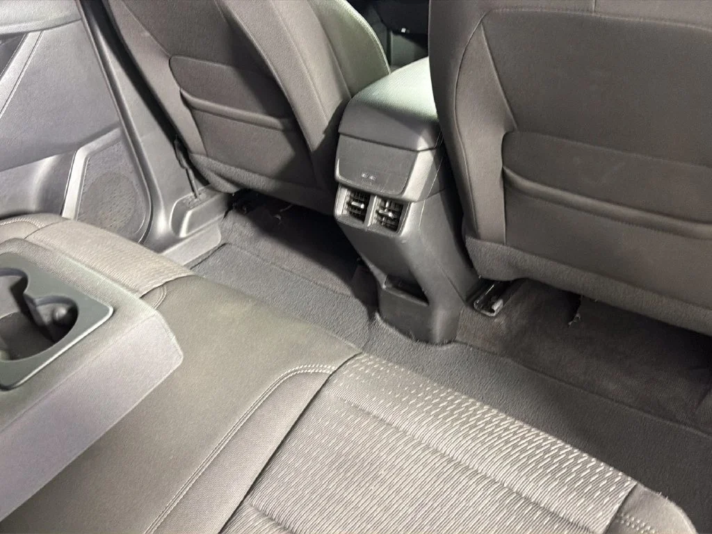 2025 Chevrolet Equinox LT - Photo 28