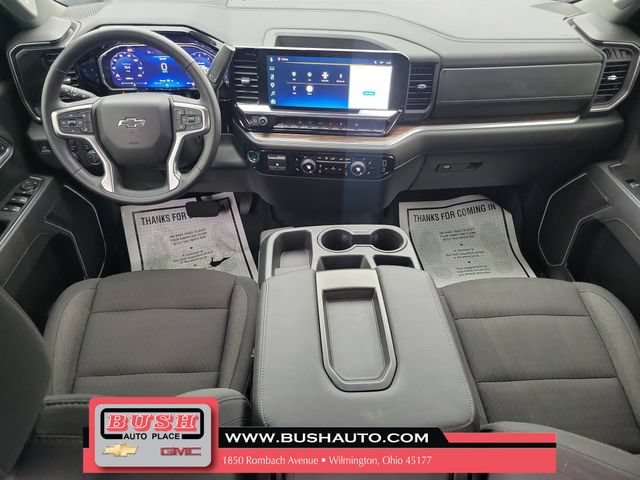 Used 2026 Summit White Chevrolet RST image 9