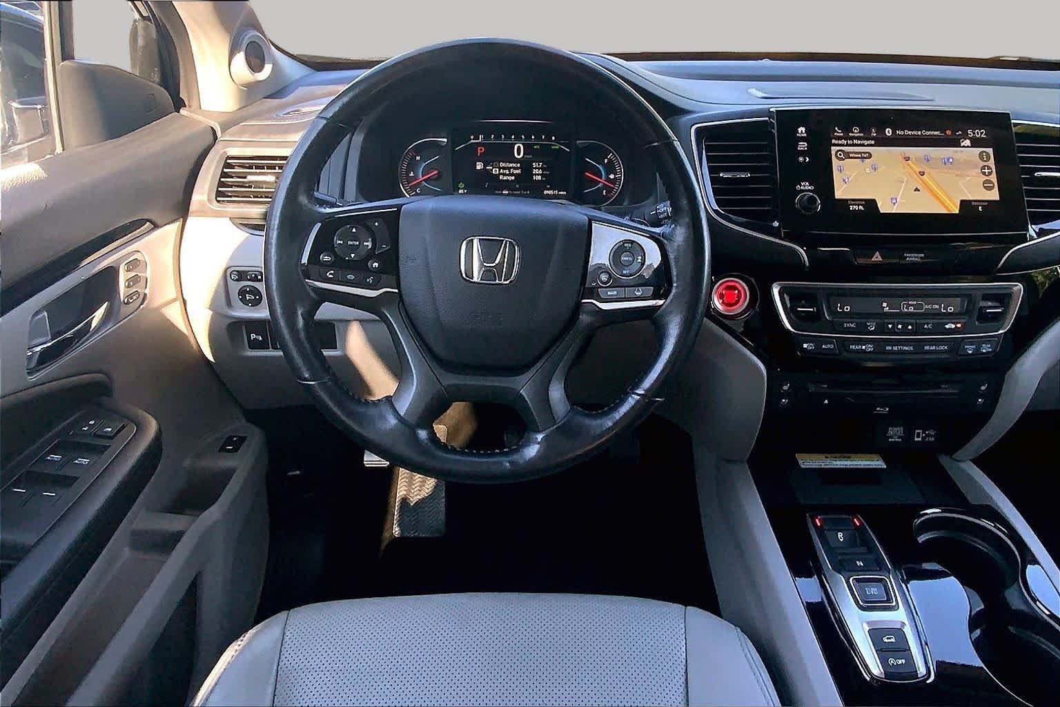 Used 2019 Crystal Black Pearl Honda Elite image 6