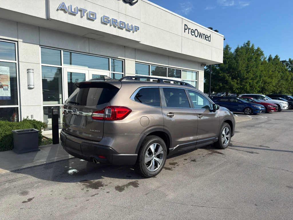 Used 2021 Brilliant Bronze Metallic Subaru Premium image 3