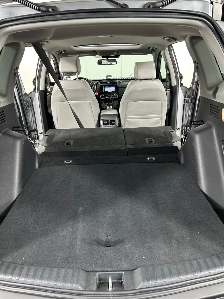 Used 2018 Silver Honda Touring image 22