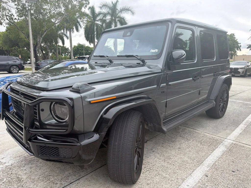 Used 2024 MANUFAKTUR Graphite Metallic Mercedes-Benz G 550 image 3