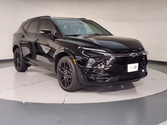 Used 2026 Black Chevrolet RS image 7