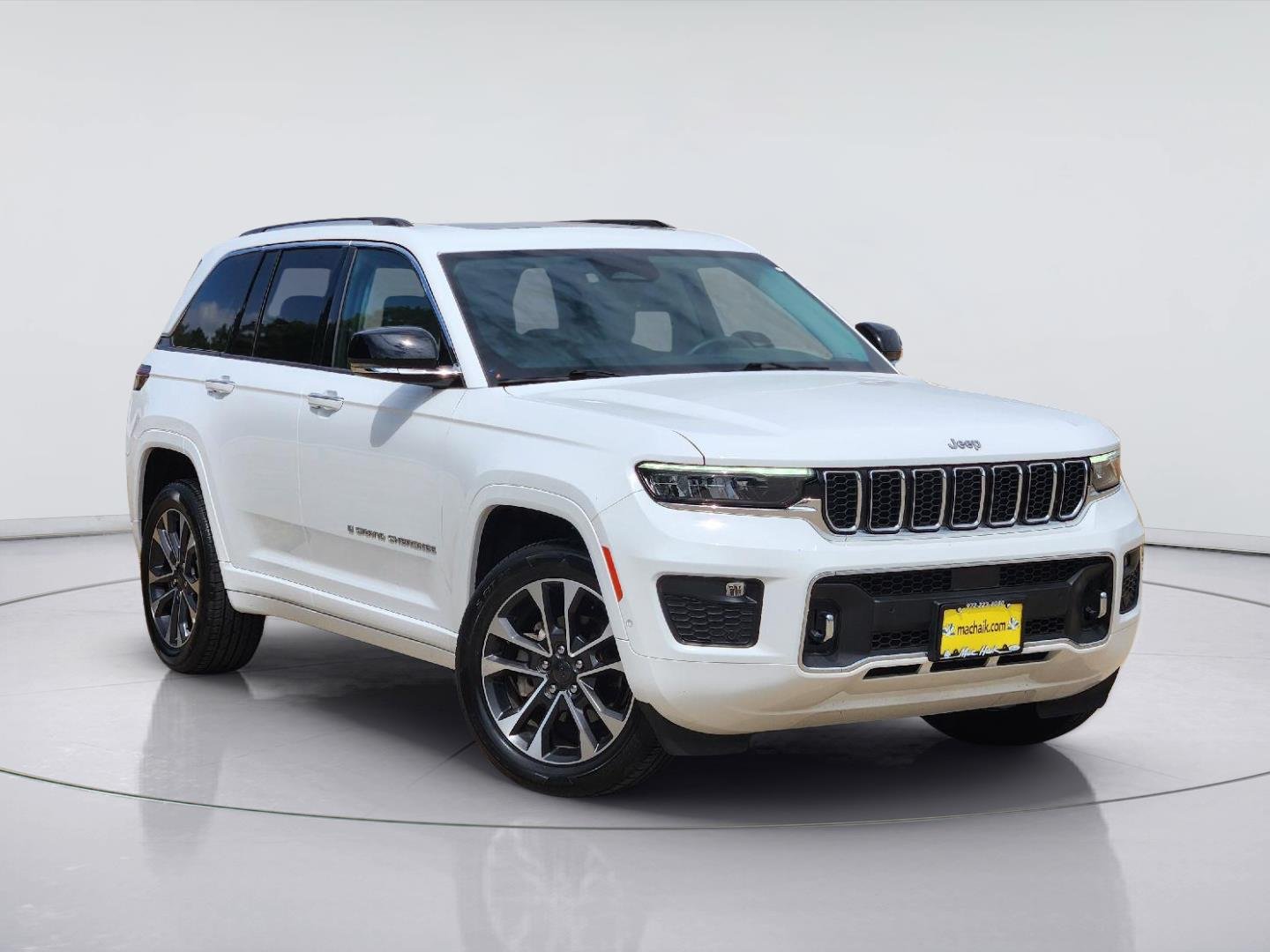 Used 2022 Bright White Clearcoat Jeep Overland image 1