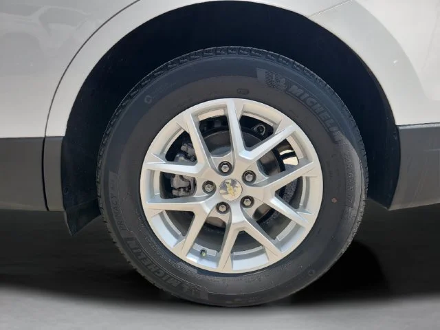 Used 2023 SUMMIT WHITE Chevrolet LS image 33