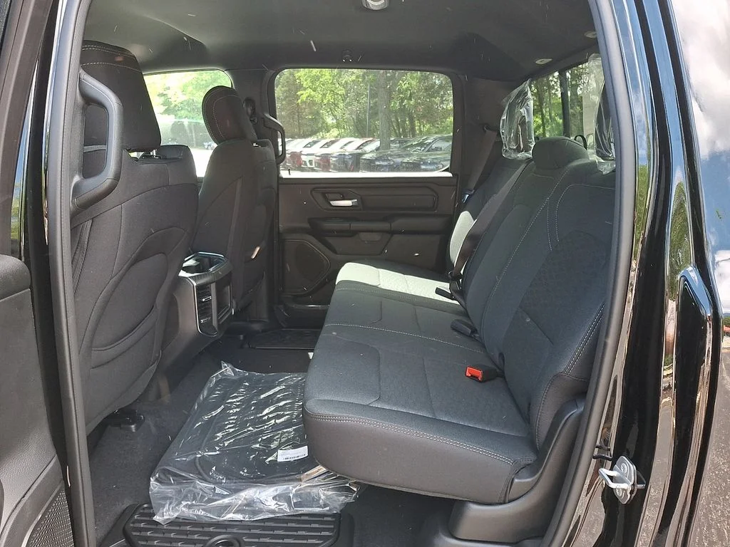 New 2026 Diamond Black Crystal Pearl-Coat Exterior Paint RAM Express image 6