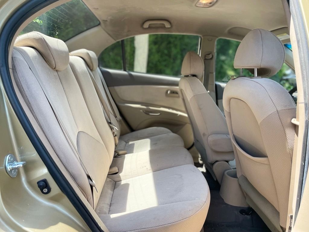 Used 2008 Cashmere / Beige Kia LX image 17