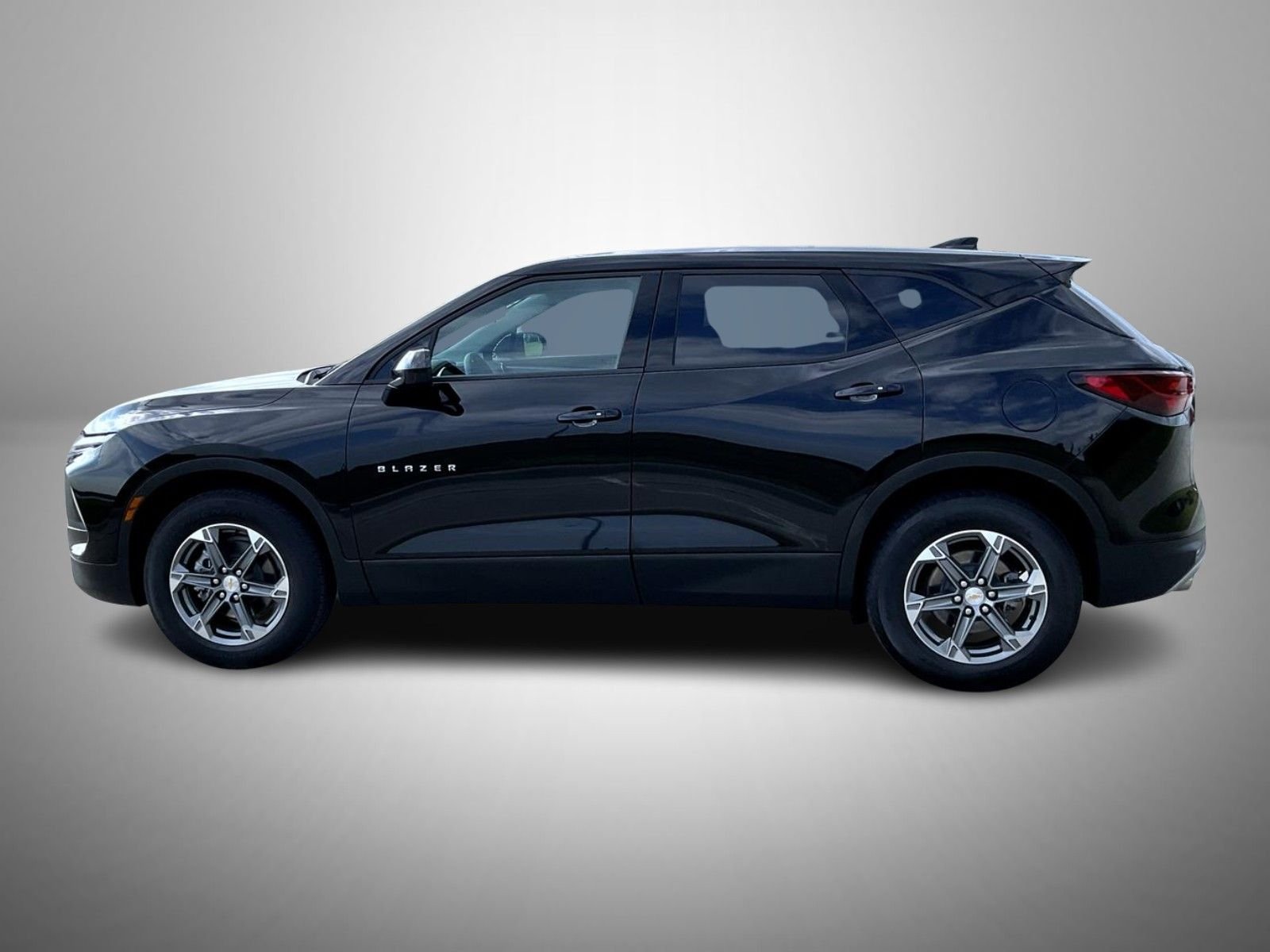 Used 2025 Black Chevrolet LT image 8