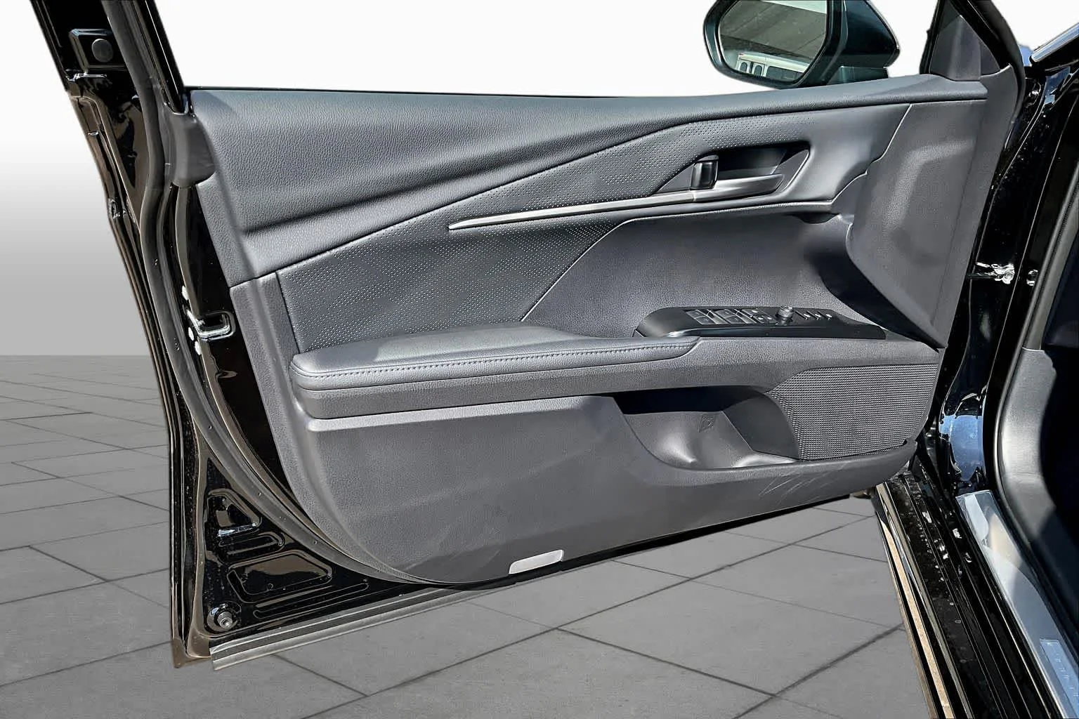 2026 Toyota Camry XSE - Photo 10
