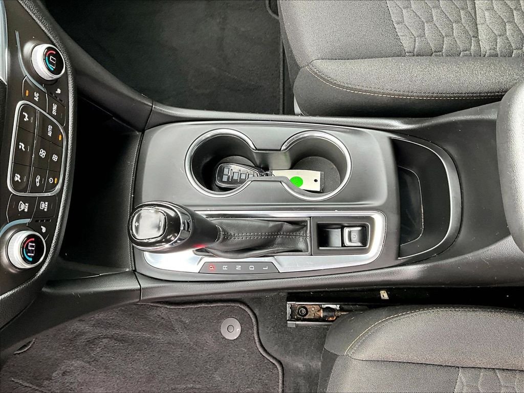 Used 2018 Orange Chevrolet LT image 19