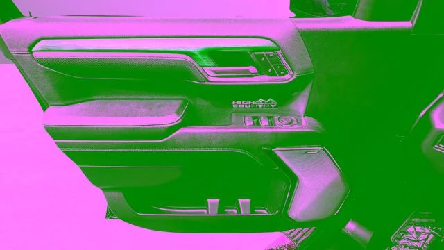 Used 2024 Black Chevrolet High Country image 17