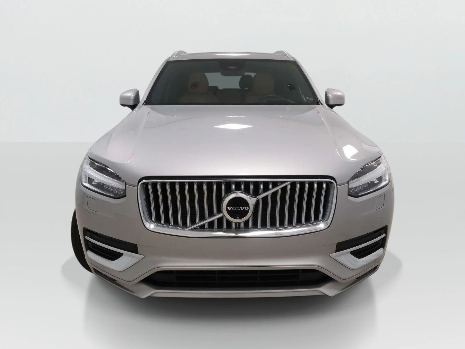 Used 2024 Silver Volvo Ultimate Bright Theme image 8