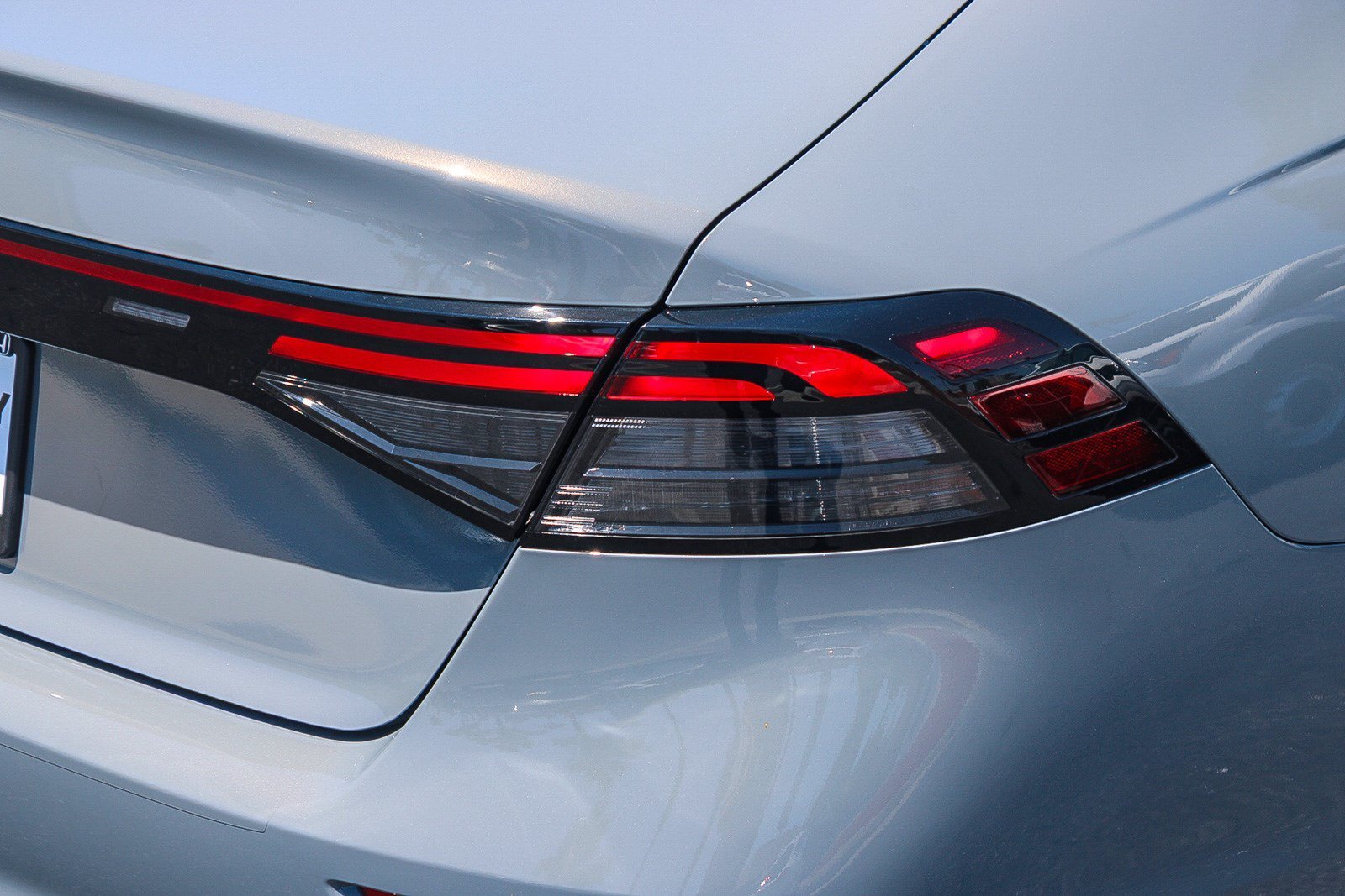 New 2026 Urban Gray Pearl Honda SE image 9