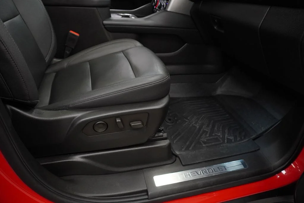 Used 2022 Red Chevrolet LT image 54