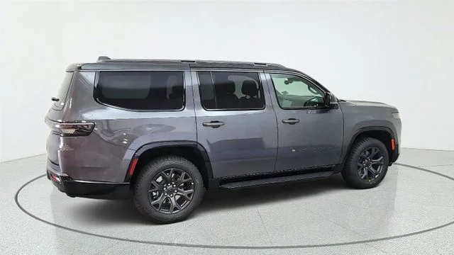 New 2026 Baltic-Gray Metallic Clear-Coat Exterior Paint Jeep Upland image 12