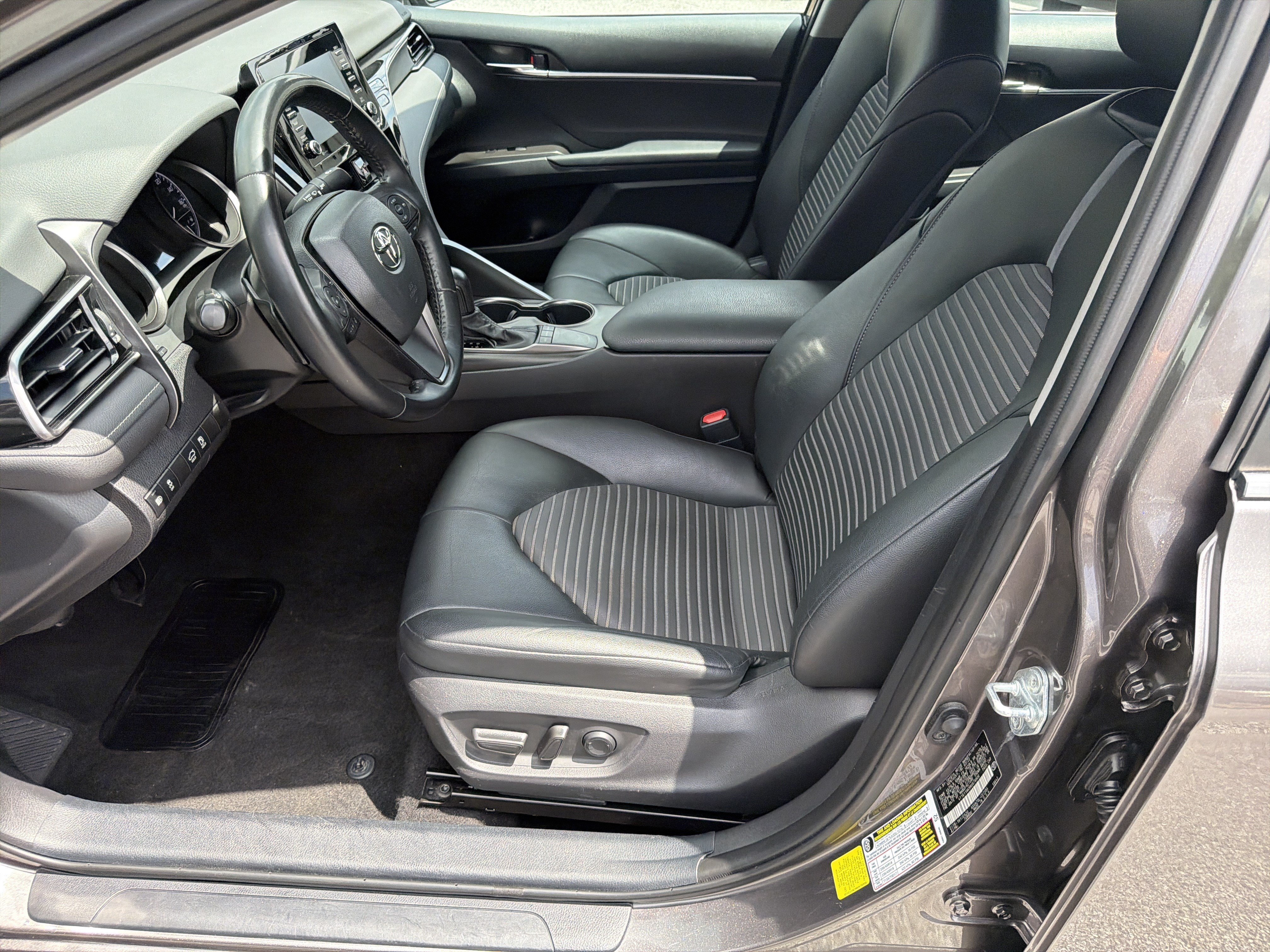 Used 2022 Predawn Gray Mica Toyota SE image 11