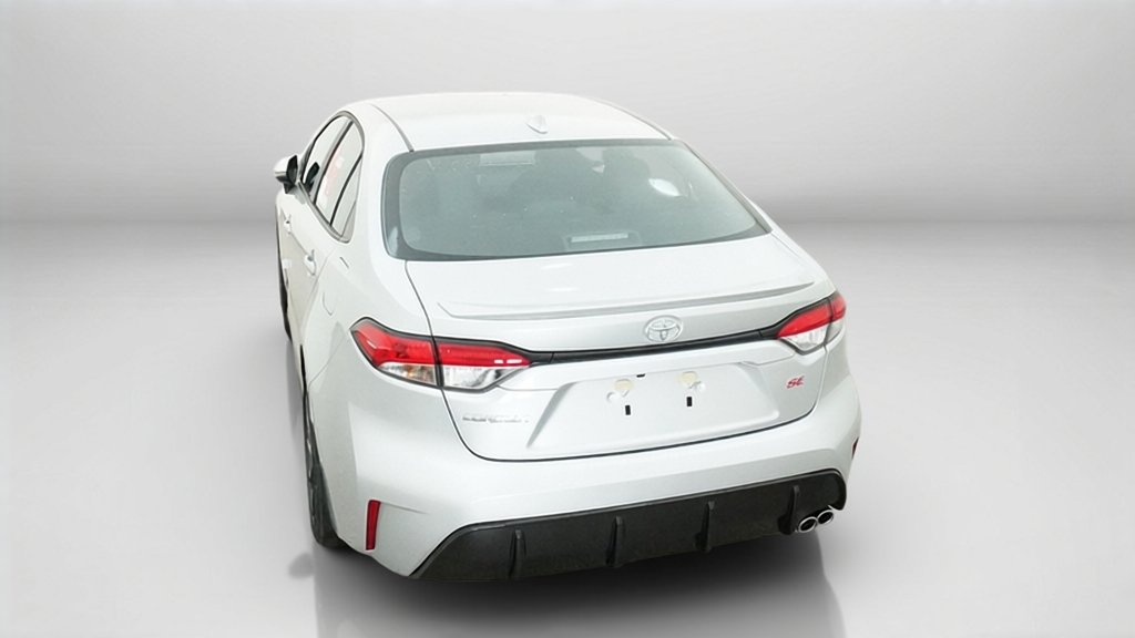 New 2027 Classic Silver Met Toyota SE image 13