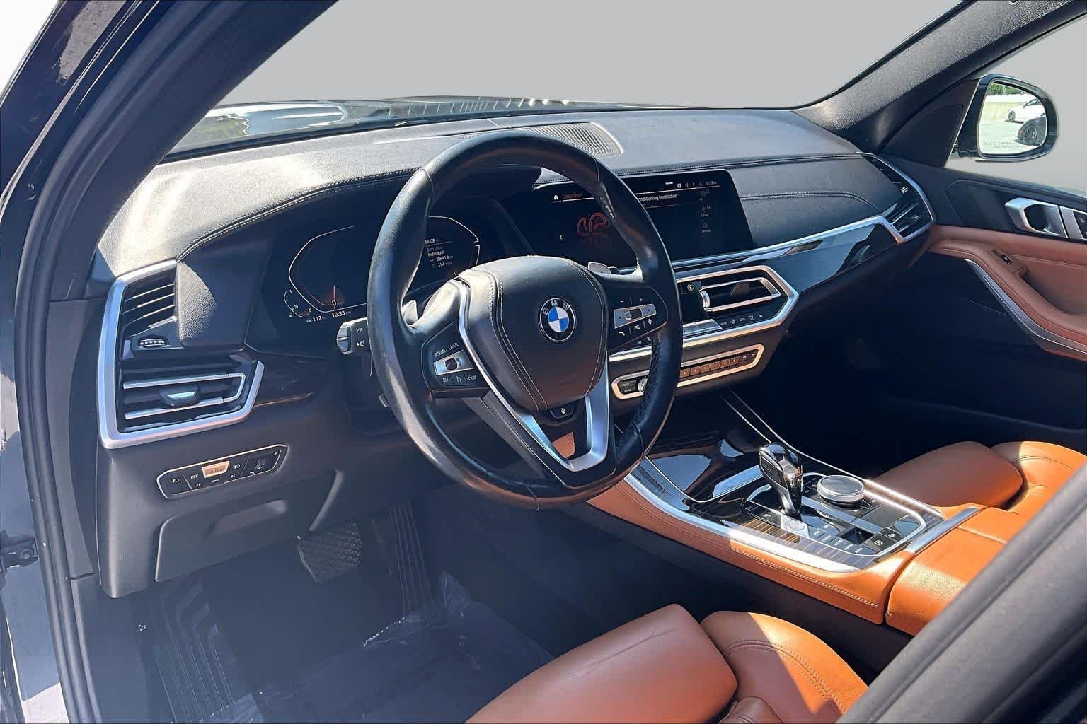 Used 2021 Dark Graphite Metallic BMW xDrive40i image 18