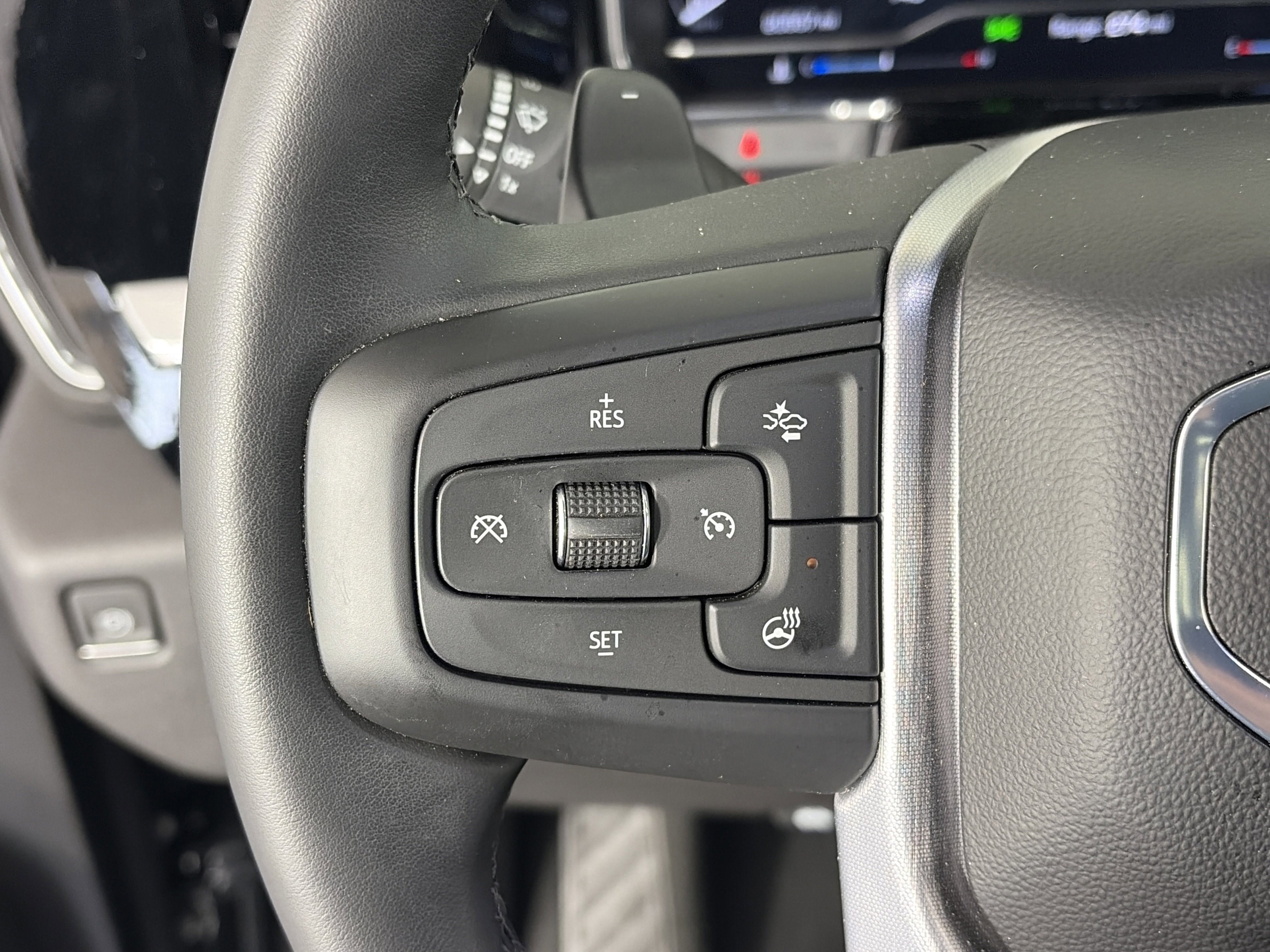 2024 GMC Sierra 1500 SLT - Photo 32