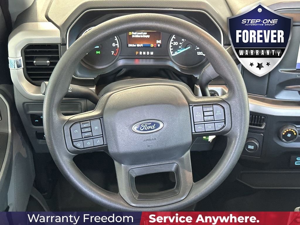Used 2023 Black Ford XLT image 18