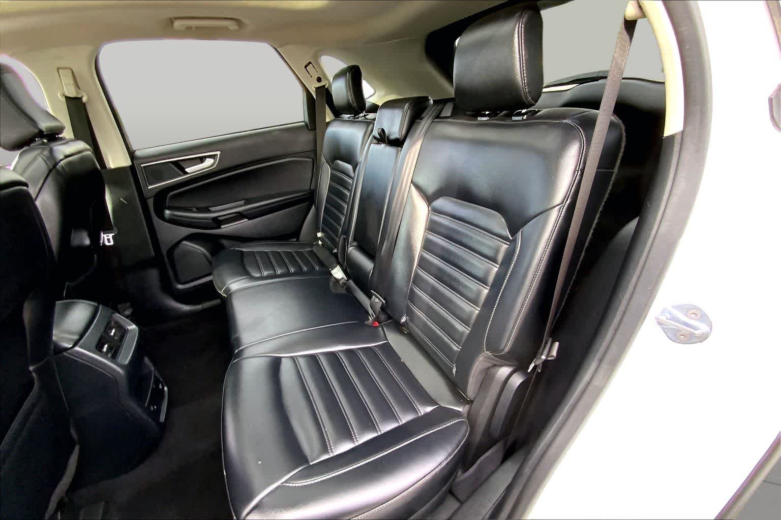 Certified Used 2024 Oxford White Ford SEL image 19