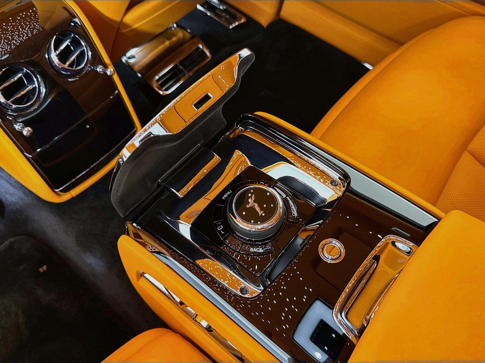 Used 2027 Black Diamond Rolls-Royce Sedan | Full Carbon Mansory Widebody image 23