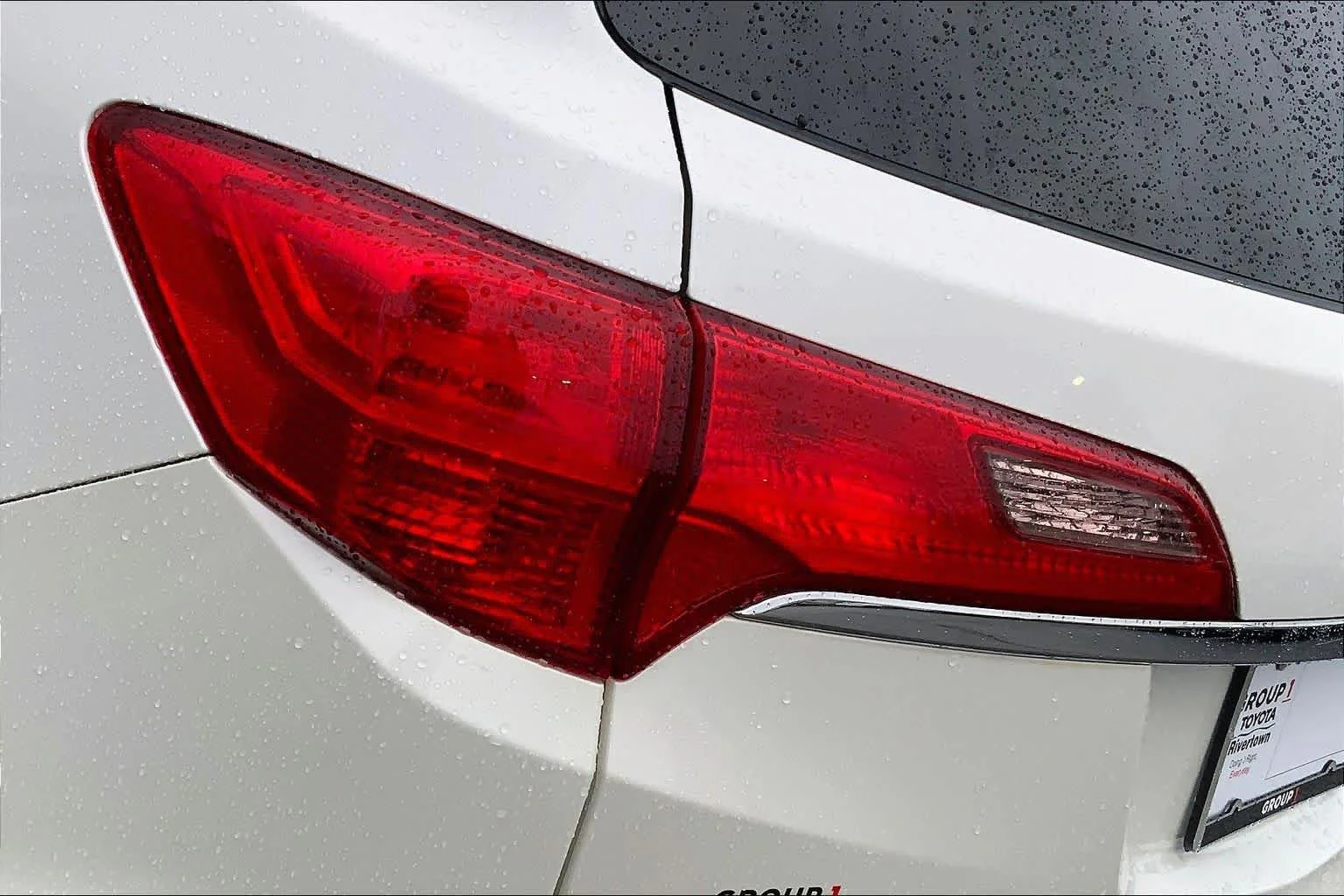 Used 2015 White Diamond Pearl Acura  image 26