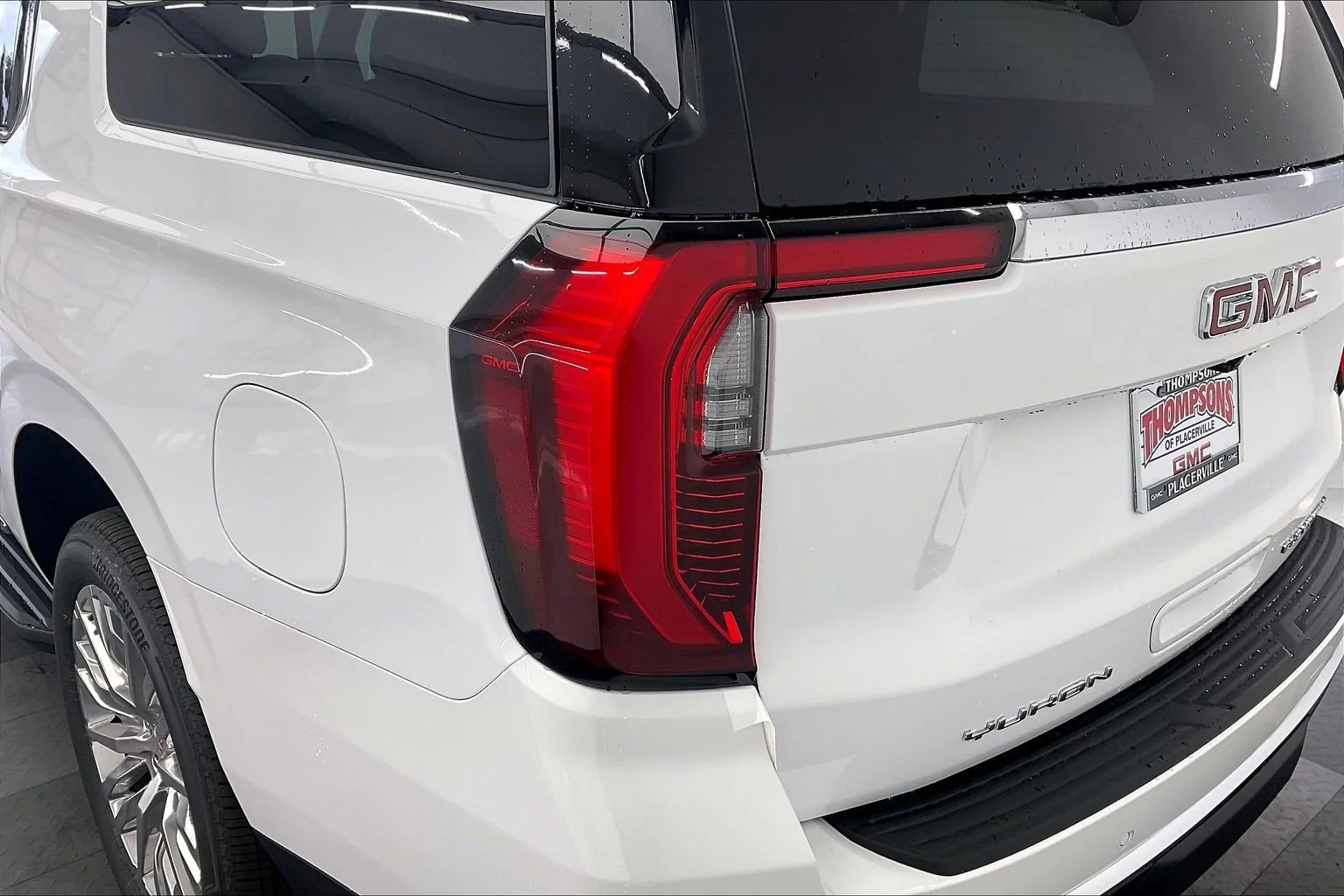 New 2026 Summit White GMC Elevation image 16