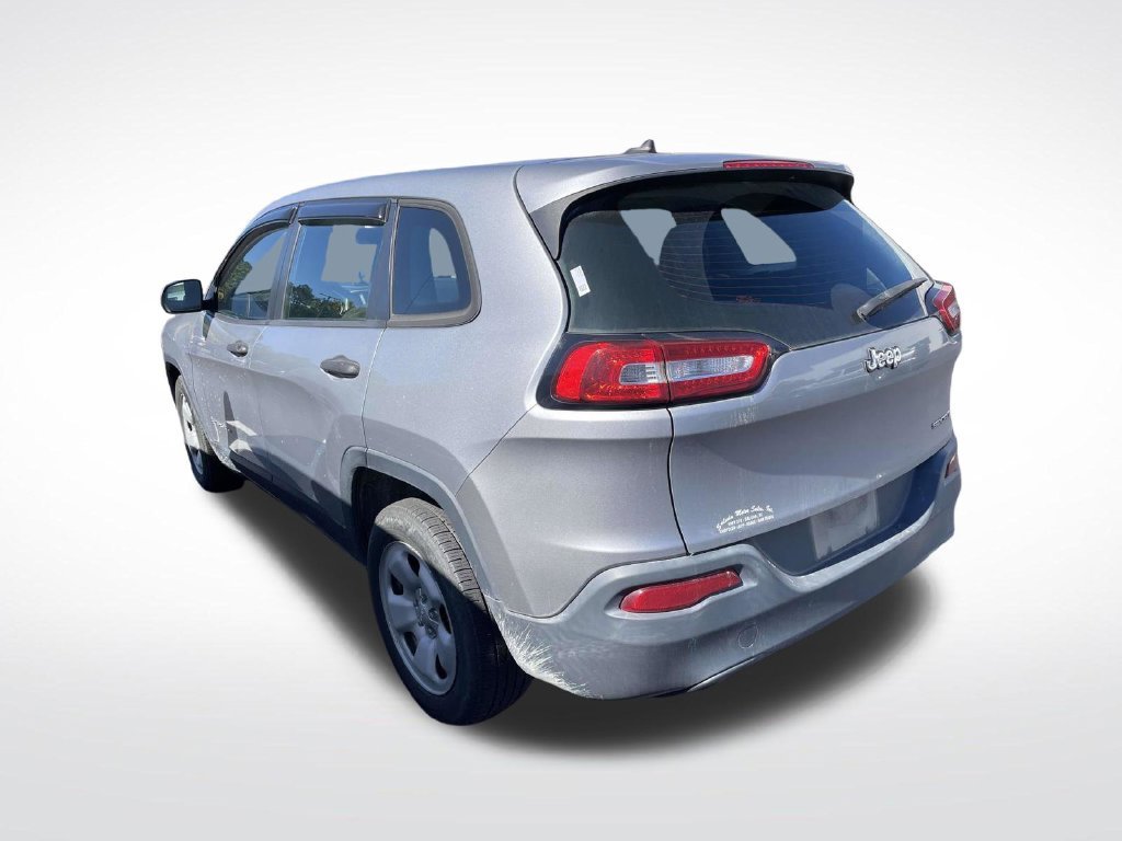 Used 2014 Silver Jeep Sport image 4
