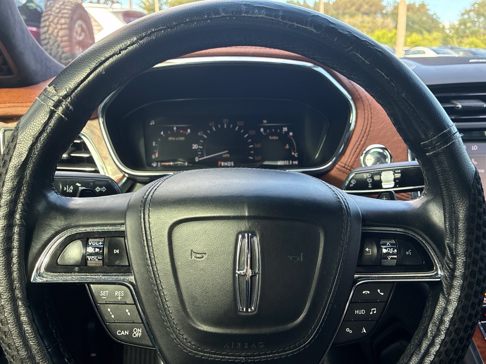 Used 2020 Gray Lincoln Black Label image 27