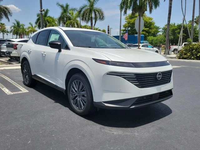 New 2026 Everest White Pearl TriCoat Nissan SL image 3