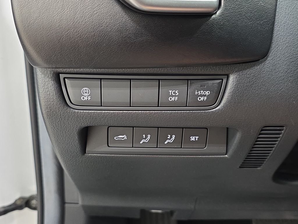 Used 2024 Wind Chill Pearl Mazda 2.5 Turbo image 26