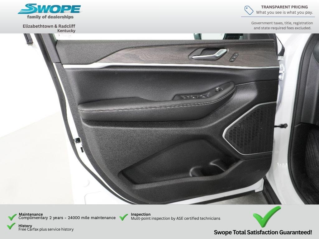 Used 2026 Bright White Clearcoat Jeep Limited image 14