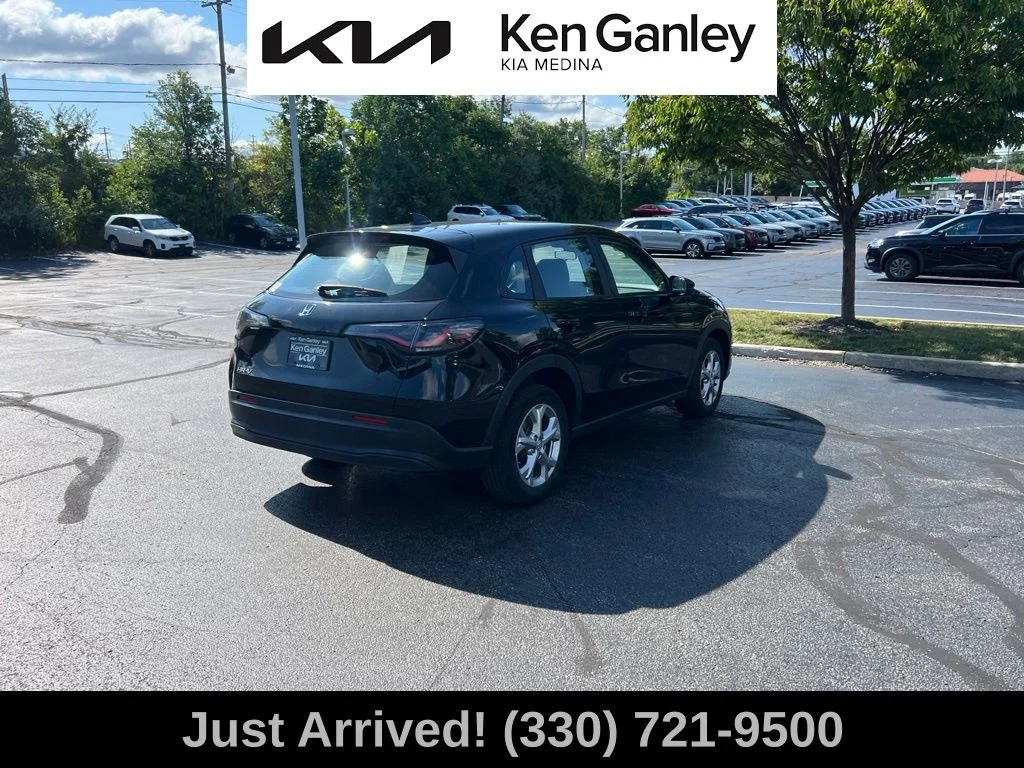 Used 2024  Honda LX image 5