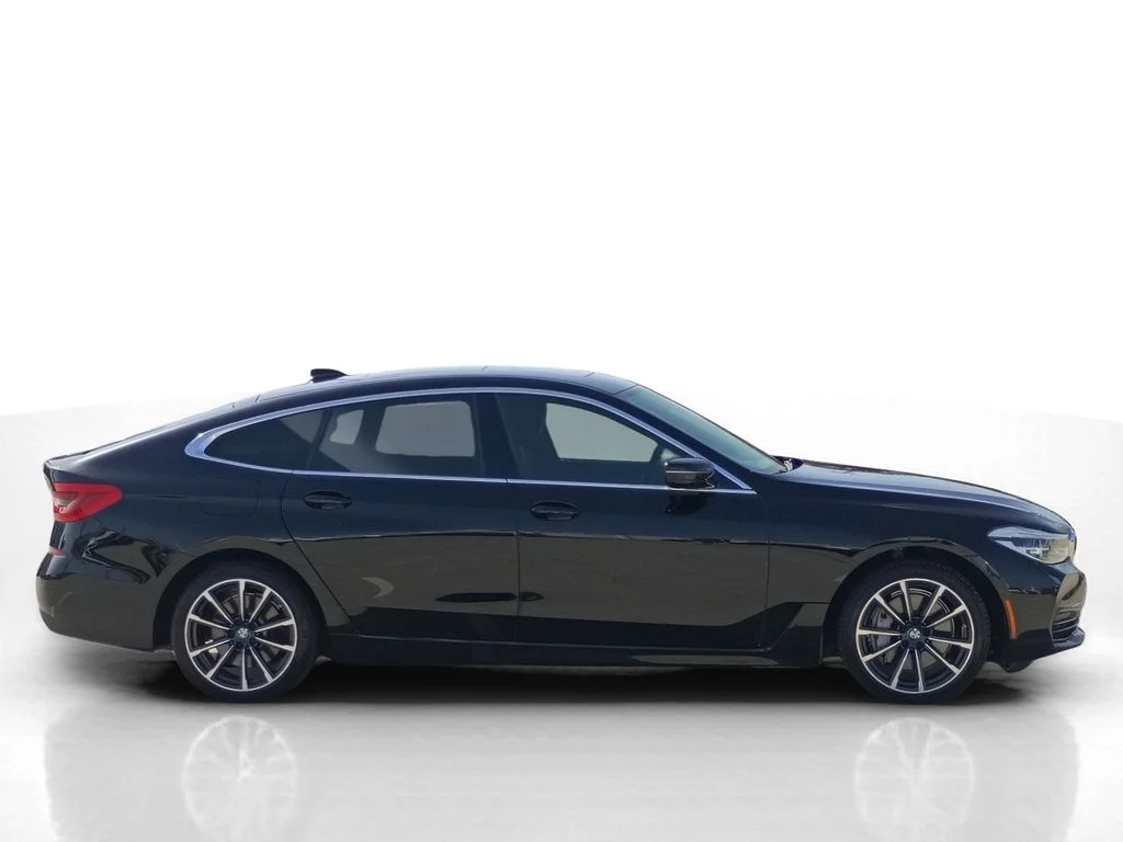 Used 2019 Black BMW 640 Gran Turismo i xDrive image 4