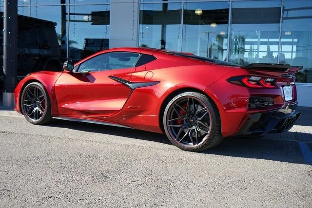 2025 Chevrolet Corvette 3LZ - Photo 7