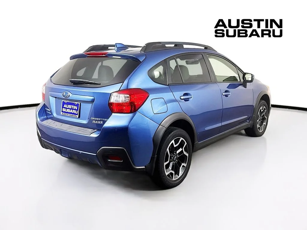Used 2017 Blue Subaru 2.0i Limited image 7