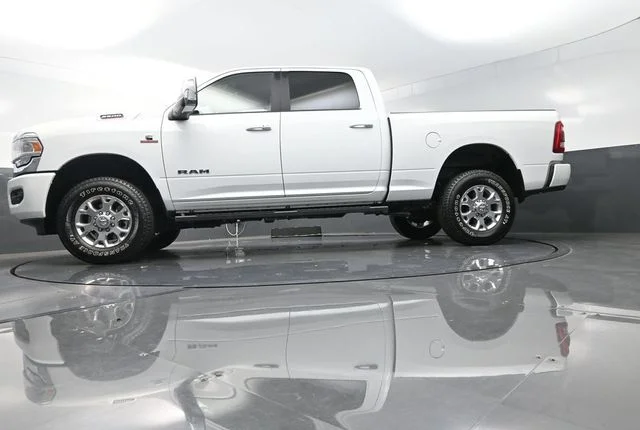 Used 2024 White Ram Laramie image 34