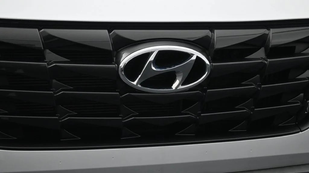 Certified Used 2024 White Hyundai Blue image 19