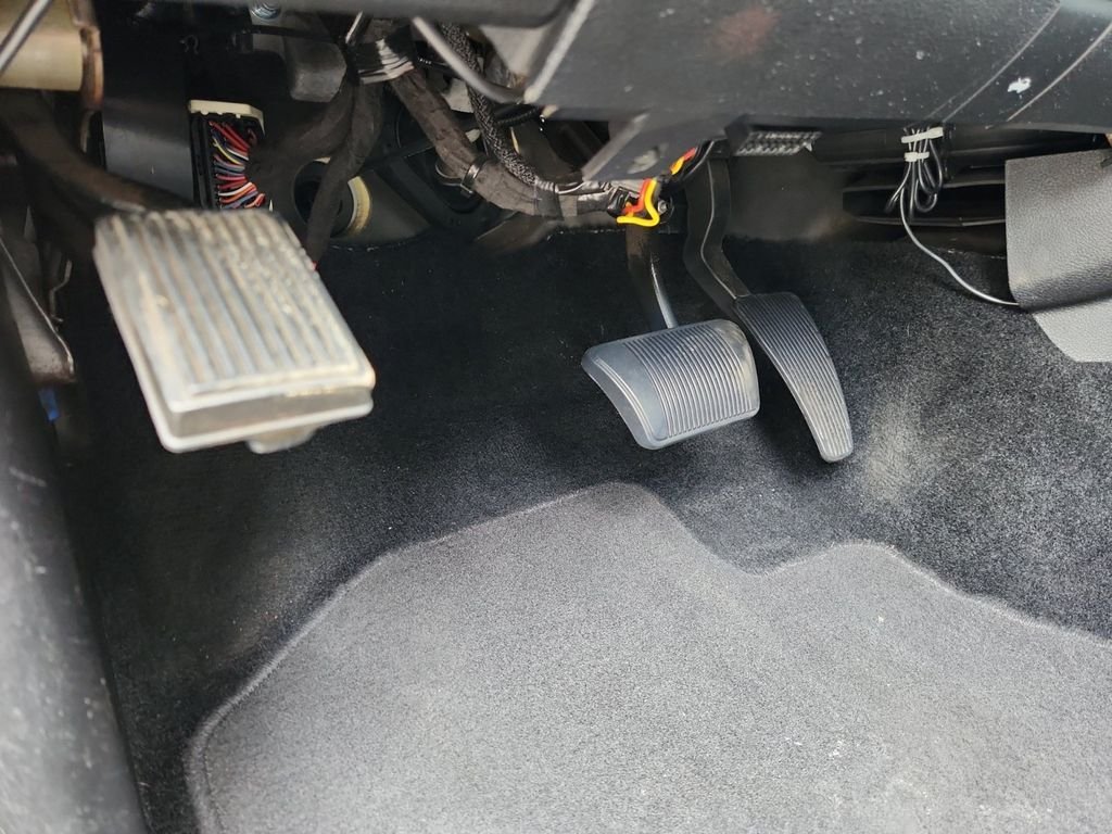 Used 2013 White Ram Express image 26