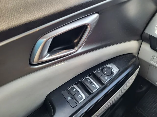 Used 2022 Blue Kia LXS image 21