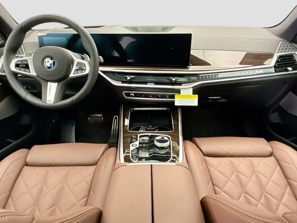 New 2026 Gray BMW xDrive40i image 13