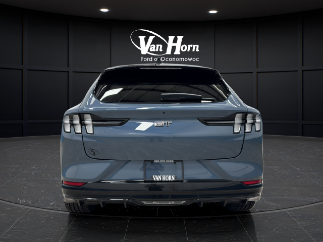 Used 2023 Vapor Blue Ford GT image 6