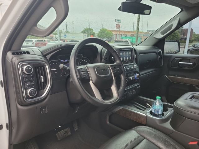 Used 2021 White Frost Tricoat GMC Denali image 15