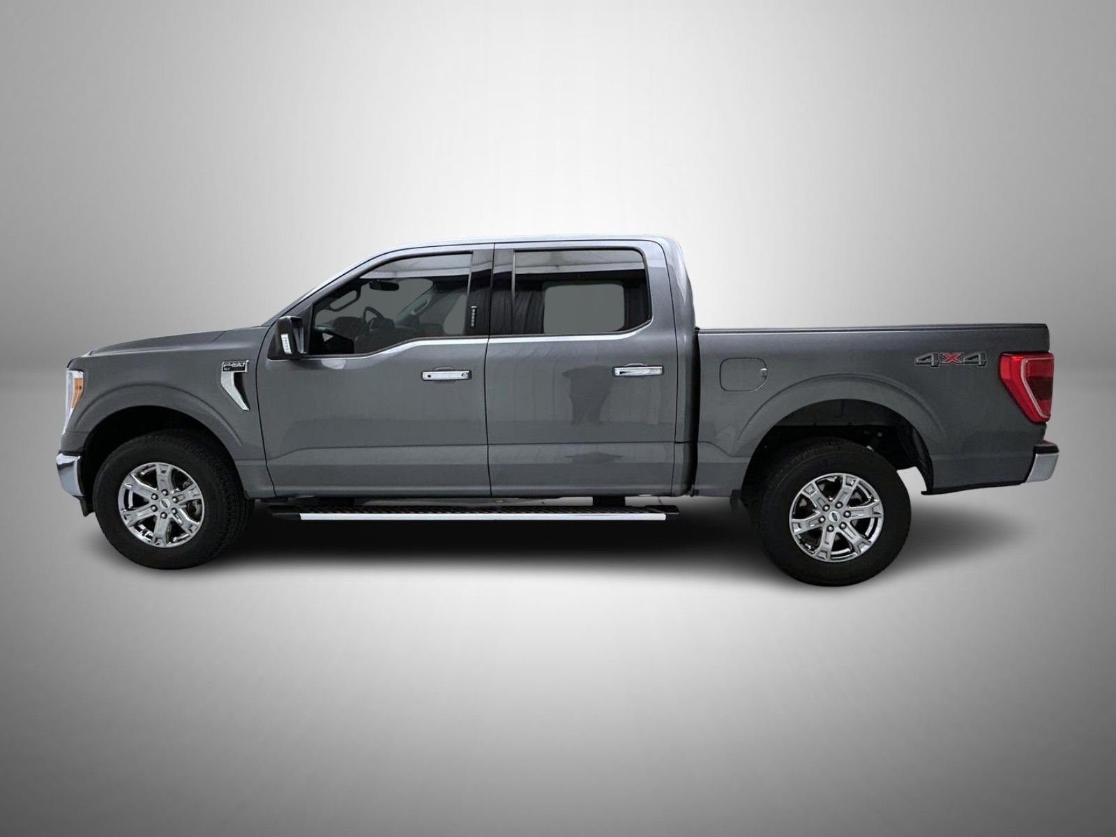 Used 2023 Gray Ford XLT image 8