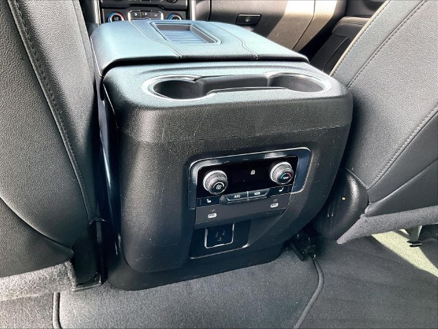 Used 2024 Summit White Chevrolet Premier image 29