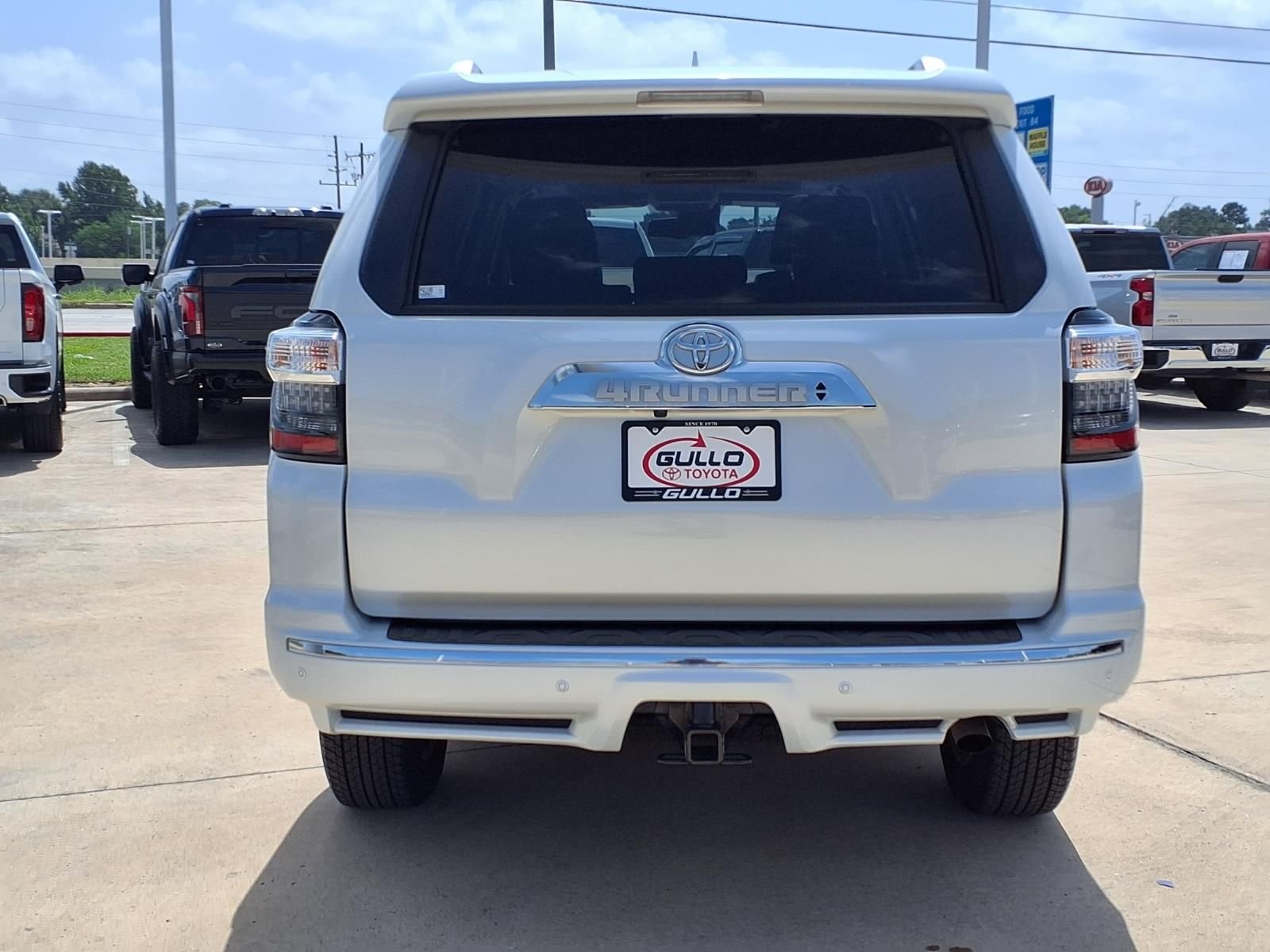 Certified Used 2024 Pearl Toyota Limited image 7
