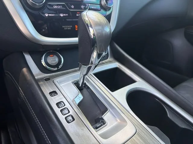 Used 2018 Black Nissan Platinum image 32