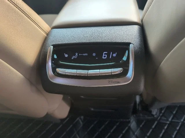 Used 2020 Black Cadillac Sport image 14