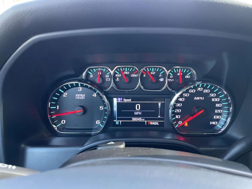 Used 2018 CAJUN RED TINTCOAT Chevrolet LT image 21